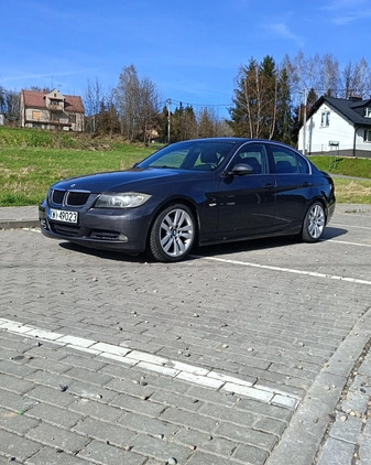 BMW Seria 3 cena 18500 przebieg: 330000, rok produkcji 2005 z Brwinów małe 37